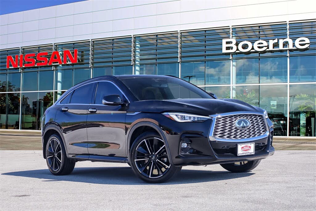 2022 INFINITI QX55 Essential AWD