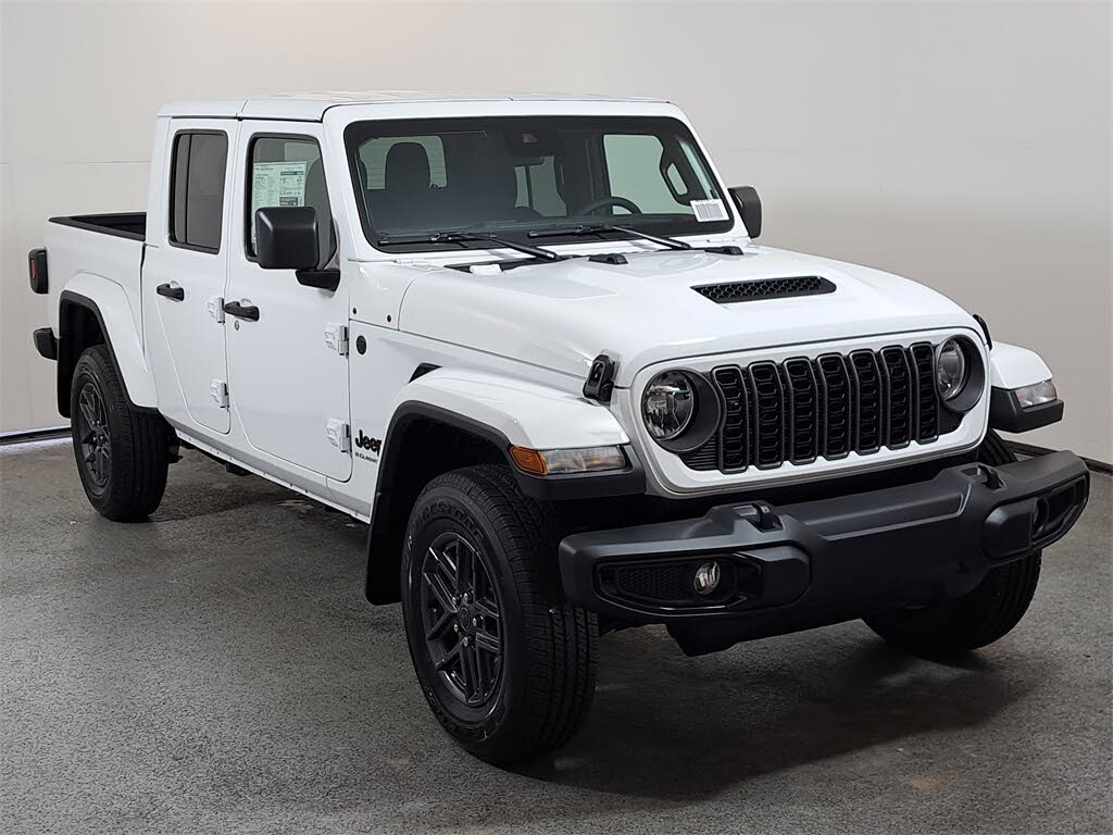 2025 Jeep Gladiator Sport S Crew Cab 4WD