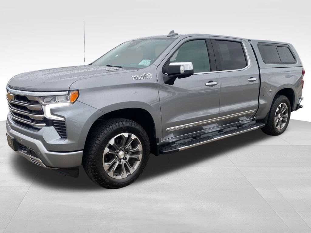 2023 Chevrolet Silverado 1500 High Country Crew Cab 4WD
