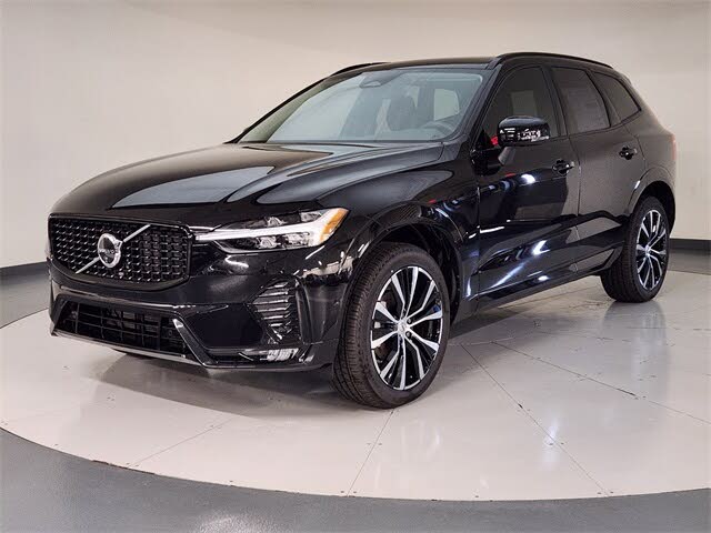 2025 Volvo XC60 B5 Plus Dark Theme AWD