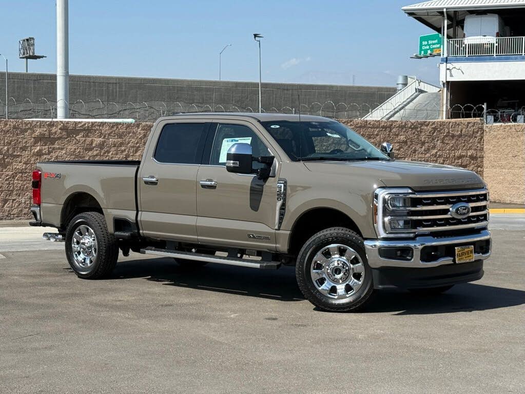 2026 Ford F-250 Super Duty Lariat Crew Cab 4WD