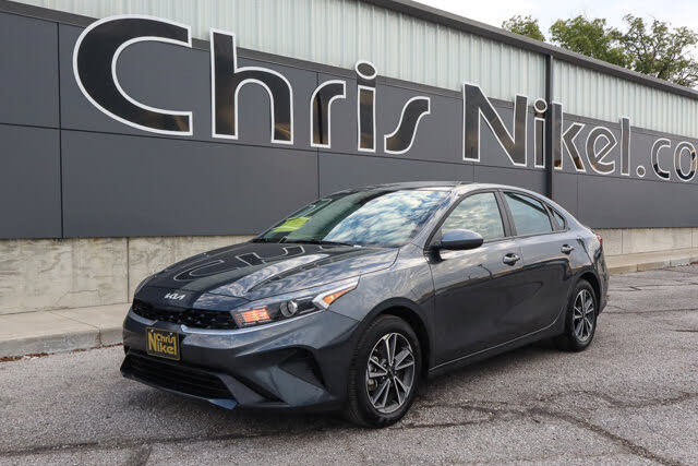 2024 Kia Forte LXS FWD