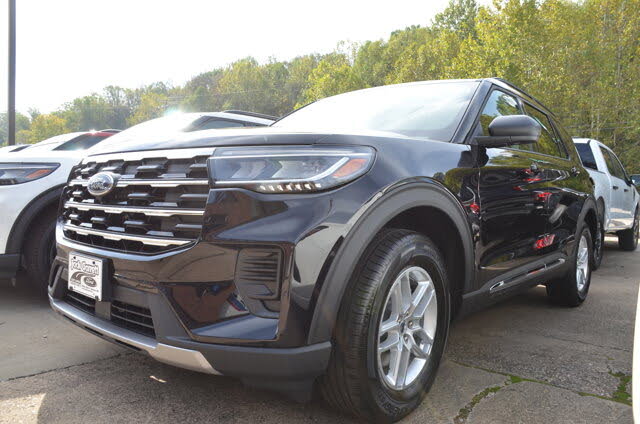 2025 Ford Explorer Active AWD