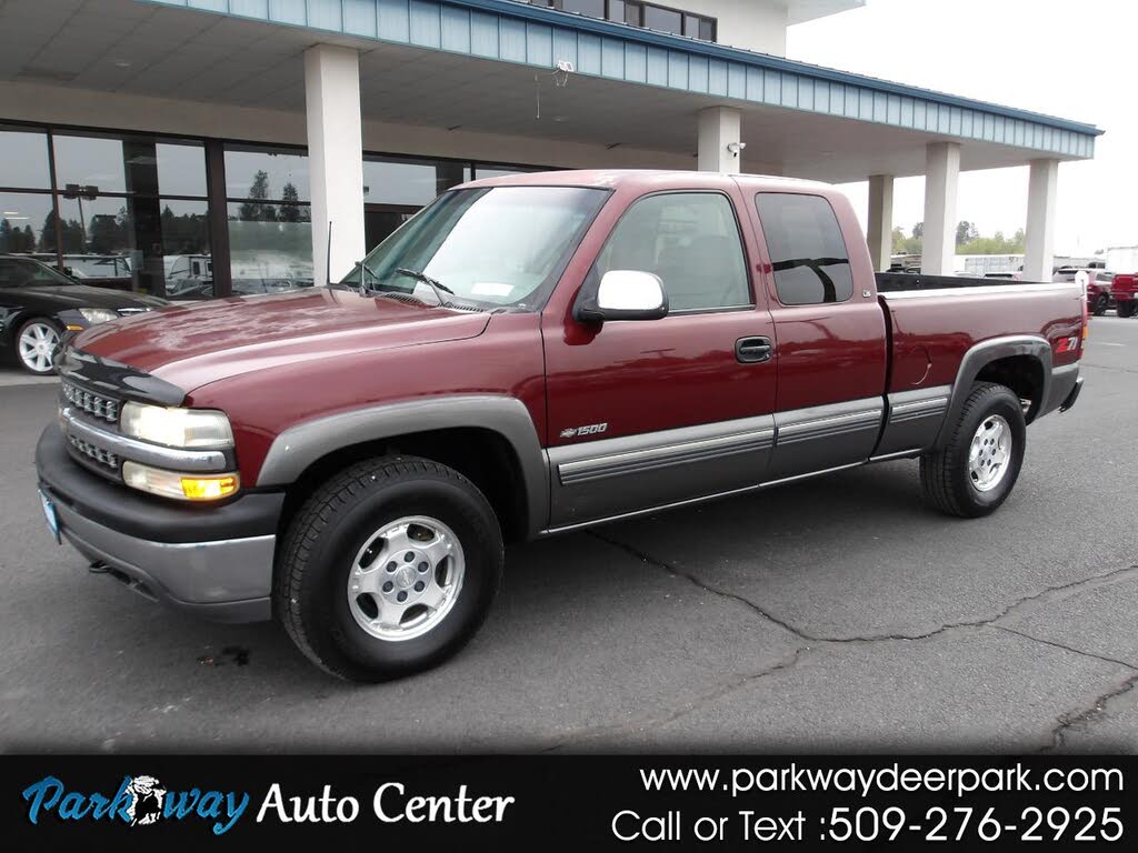 2000 Chevrolet Silverado 1500 LS Extended Cab 4WD