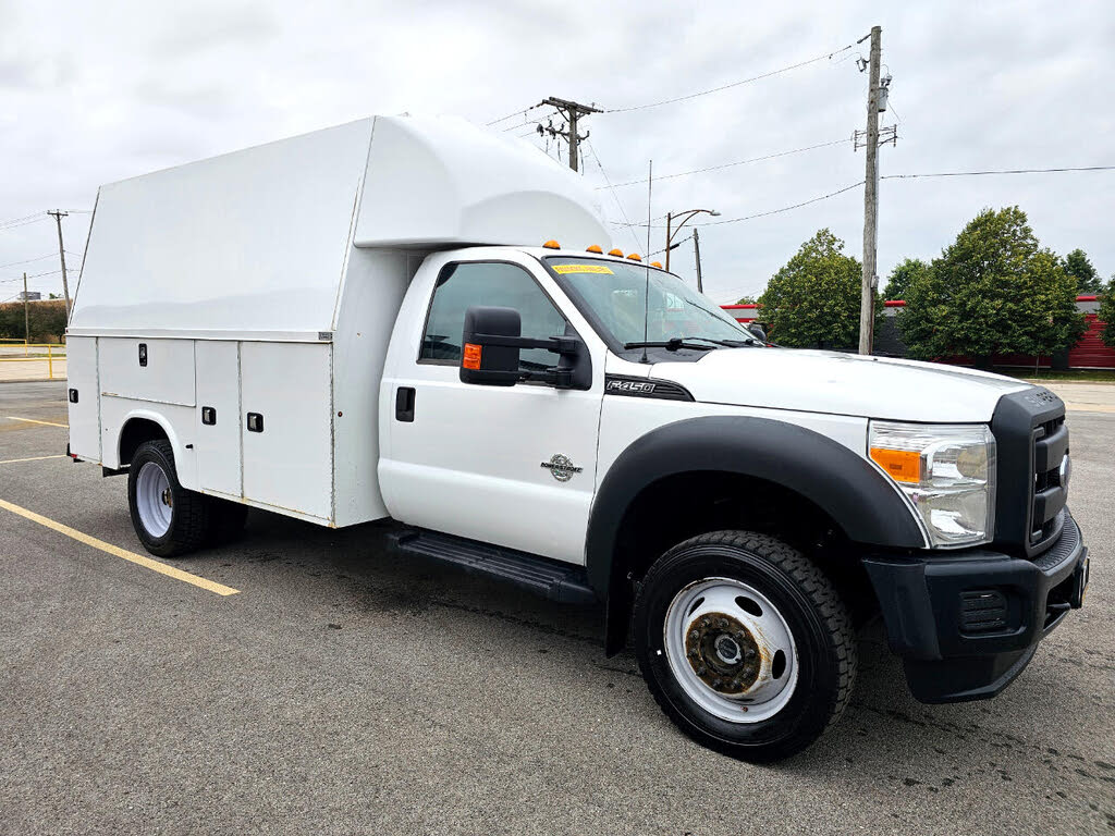 2016 Ford F-450 Super Duty Chassis