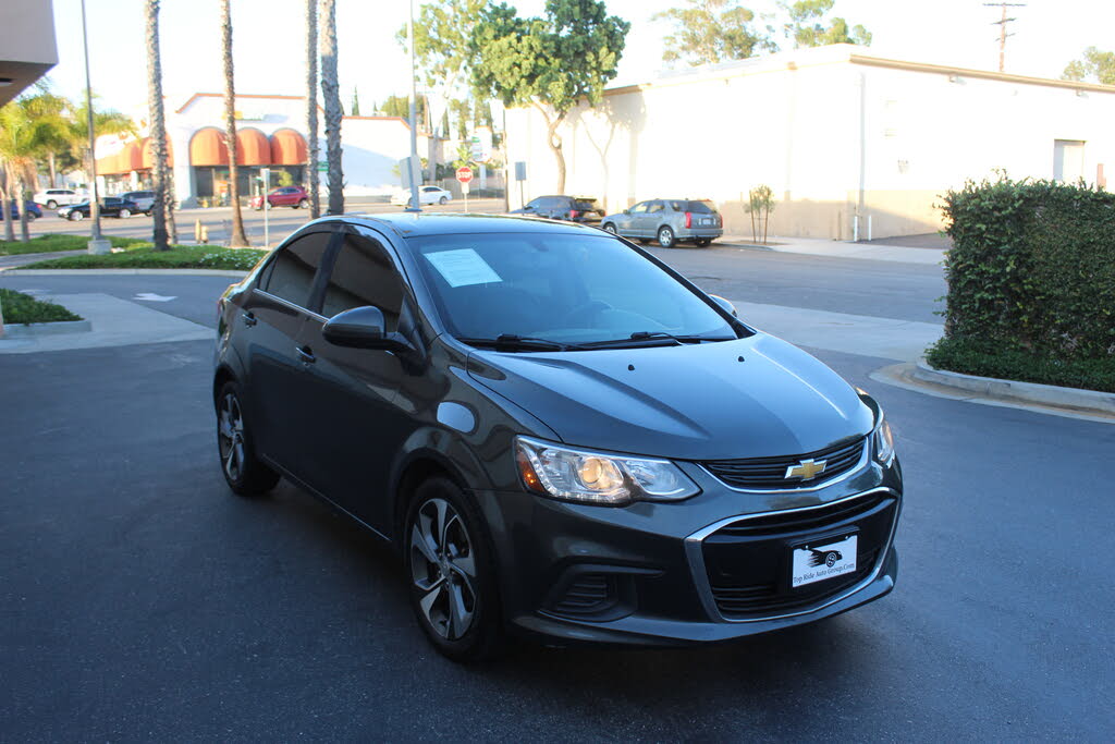 2019 Chevrolet Sonic Premier Sedan FWD