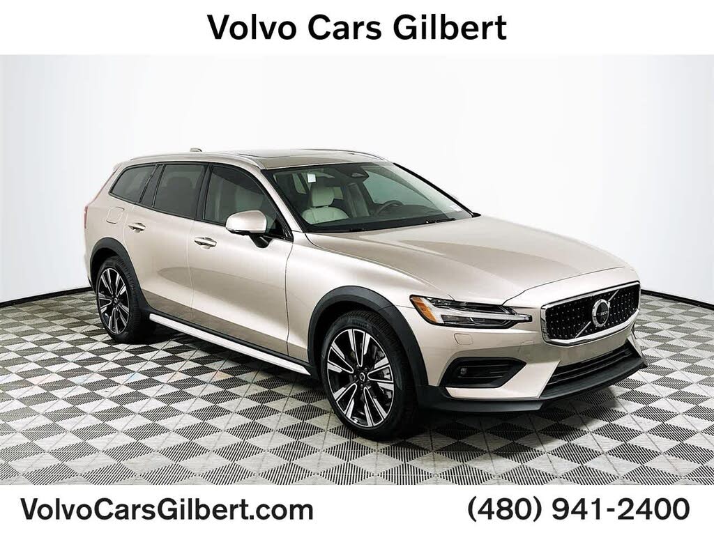 2025 Volvo V60 Cross Country B5 Ultra AWD