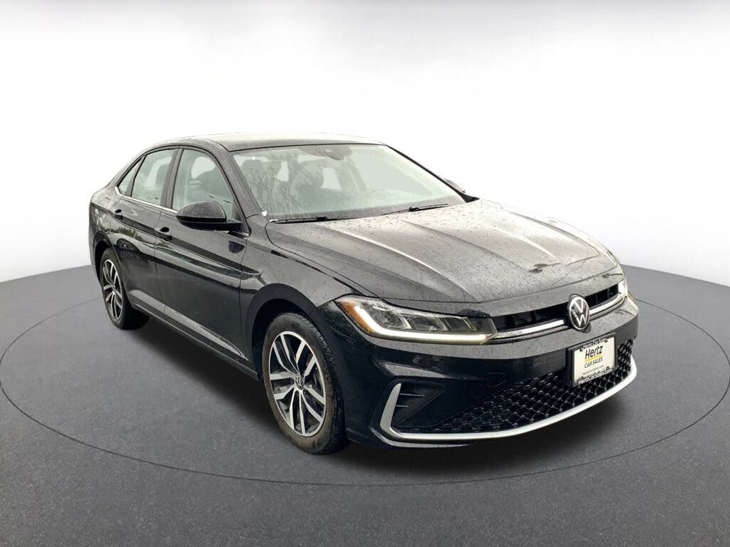 2025 Volkswagen Jetta SE FWD