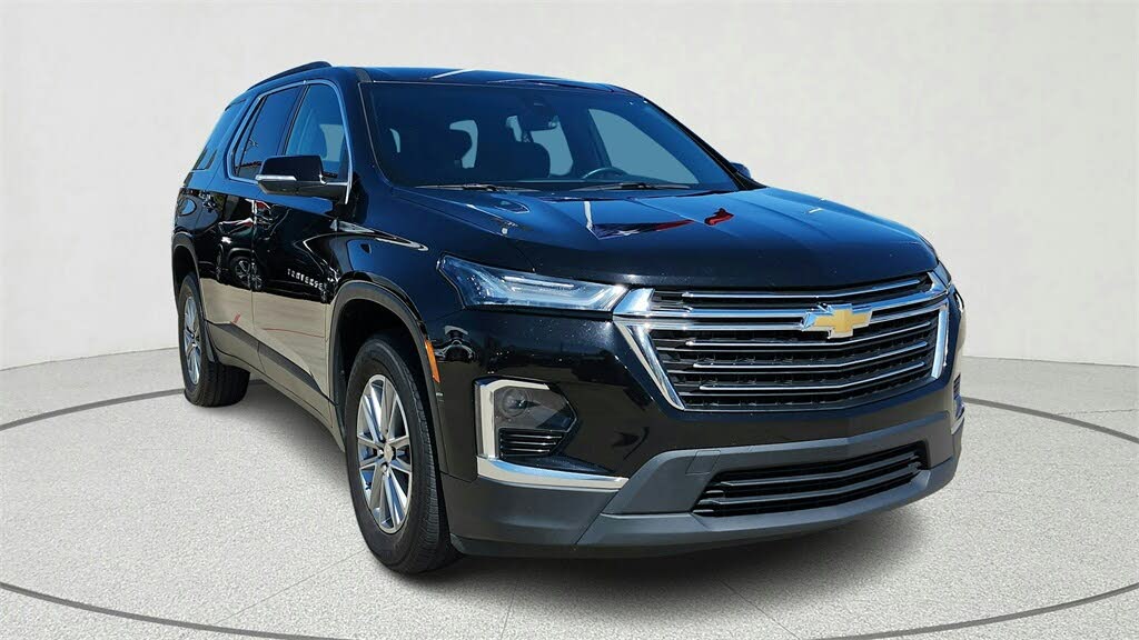 2023 Chevrolet Traverse LT Cloth FWD