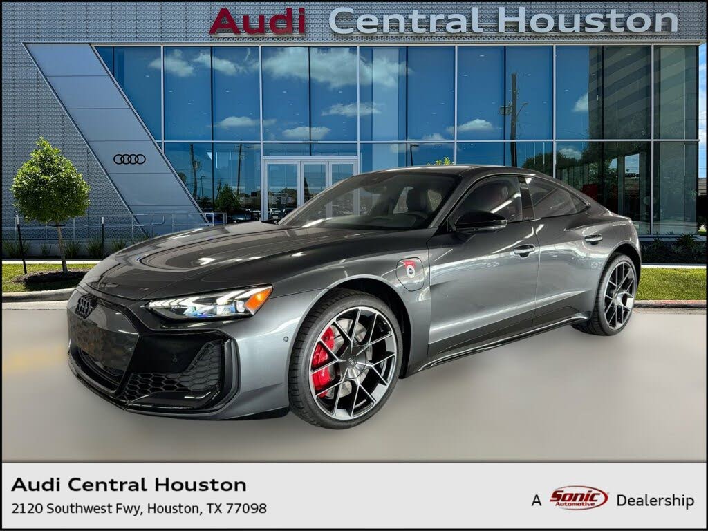 2026 Audi RS e-tron GT quattro Performance