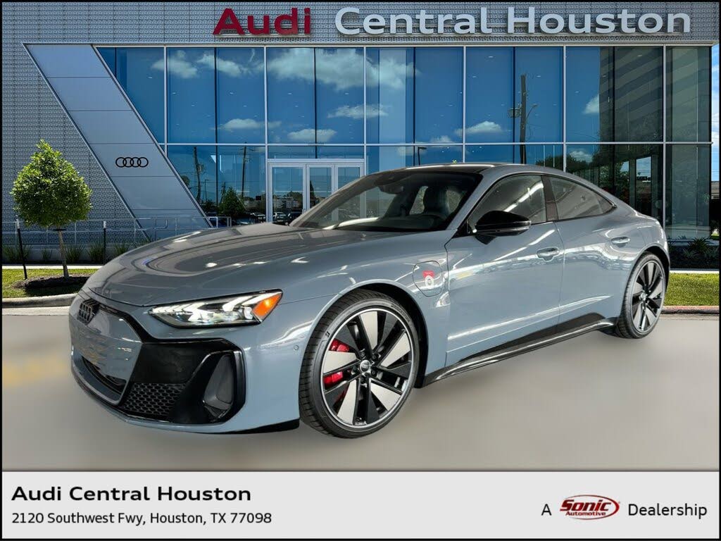 2026 Audi S e-tron GT quattro Premium Plus