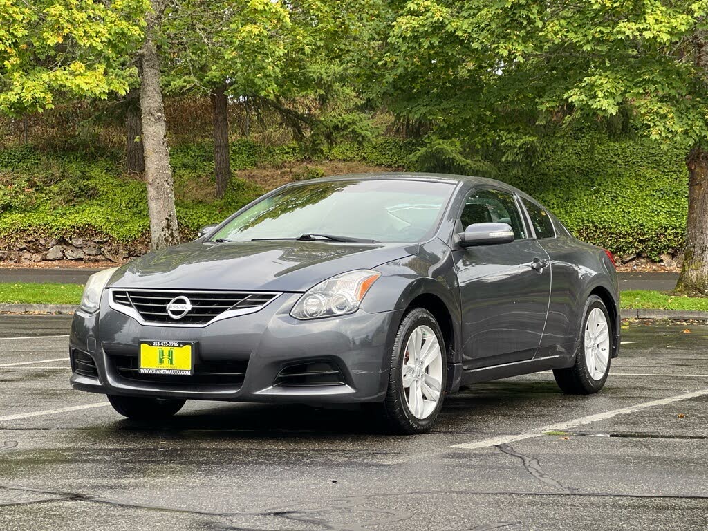 2013 Nissan Altima Coupe 2.5 S