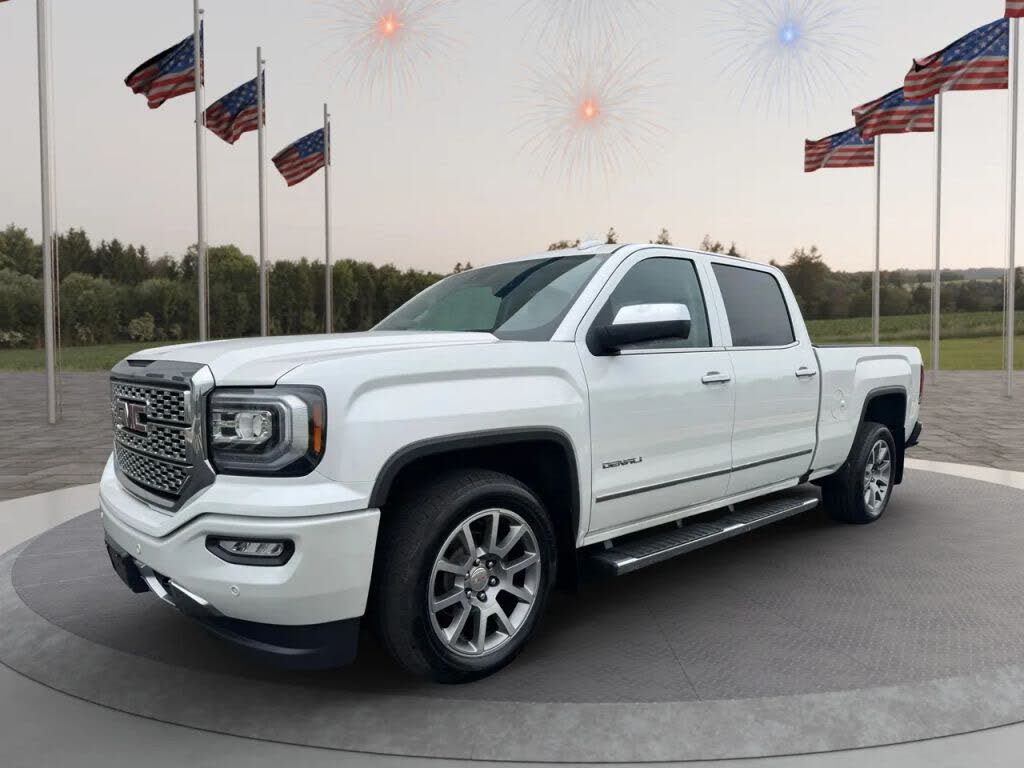 2017 GMC Sierra 1500 Denali Crew Cab 4WD