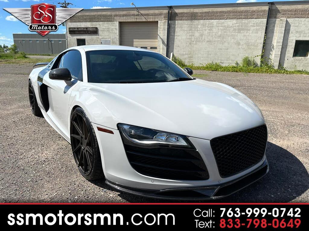 2010 Audi R8 5.2 quattro Coupe AWD