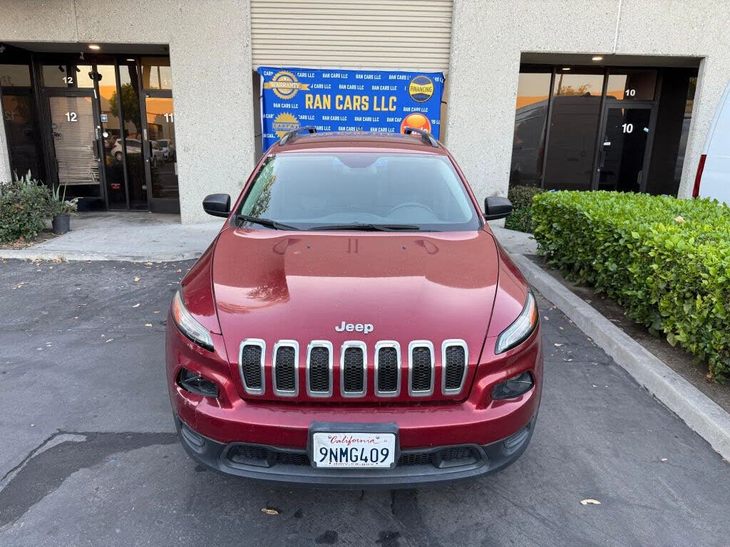 2016 Jeep Cherokee Sport FWD