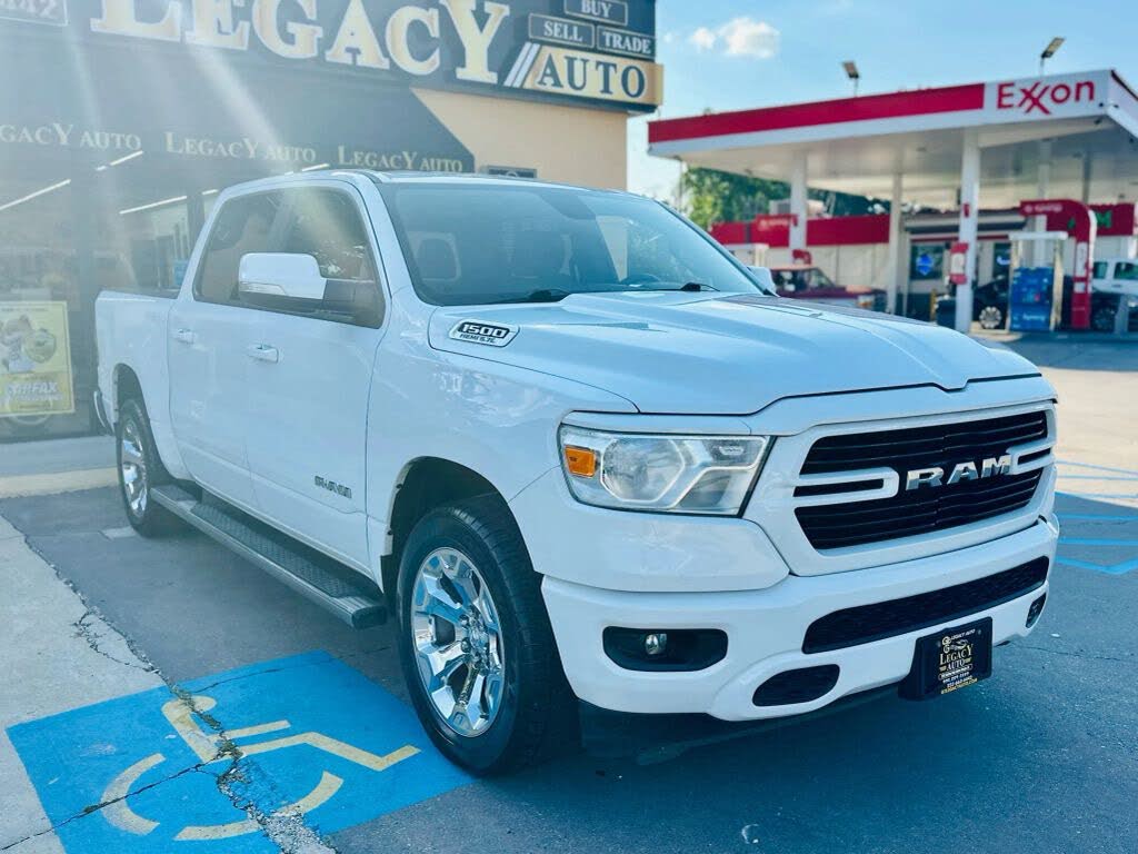 2019 RAM 1500 Big Horn Crew Cab 4WD