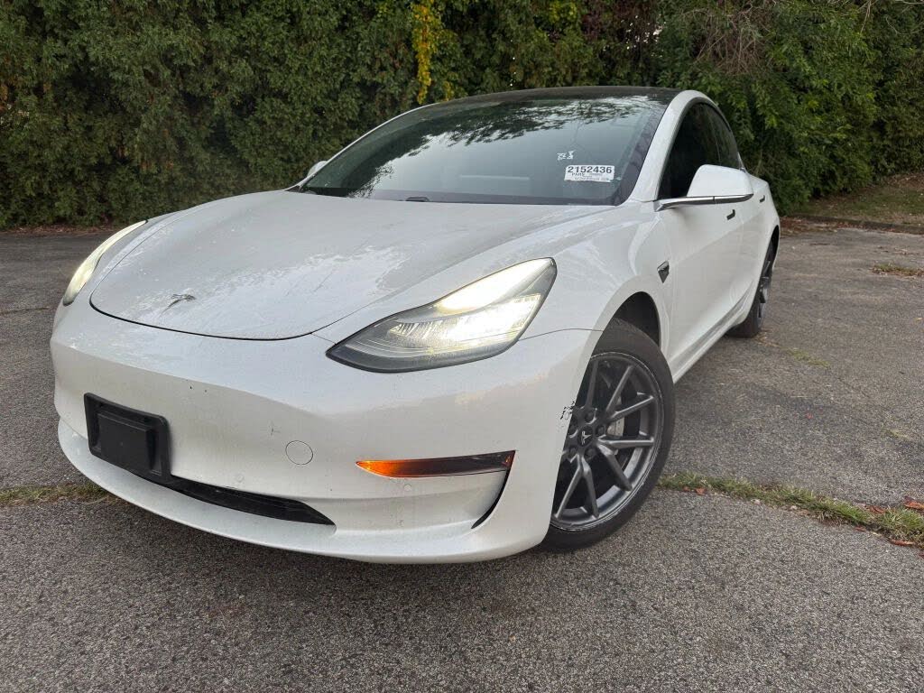 2019 Tesla Model 3 Mid Range RWD