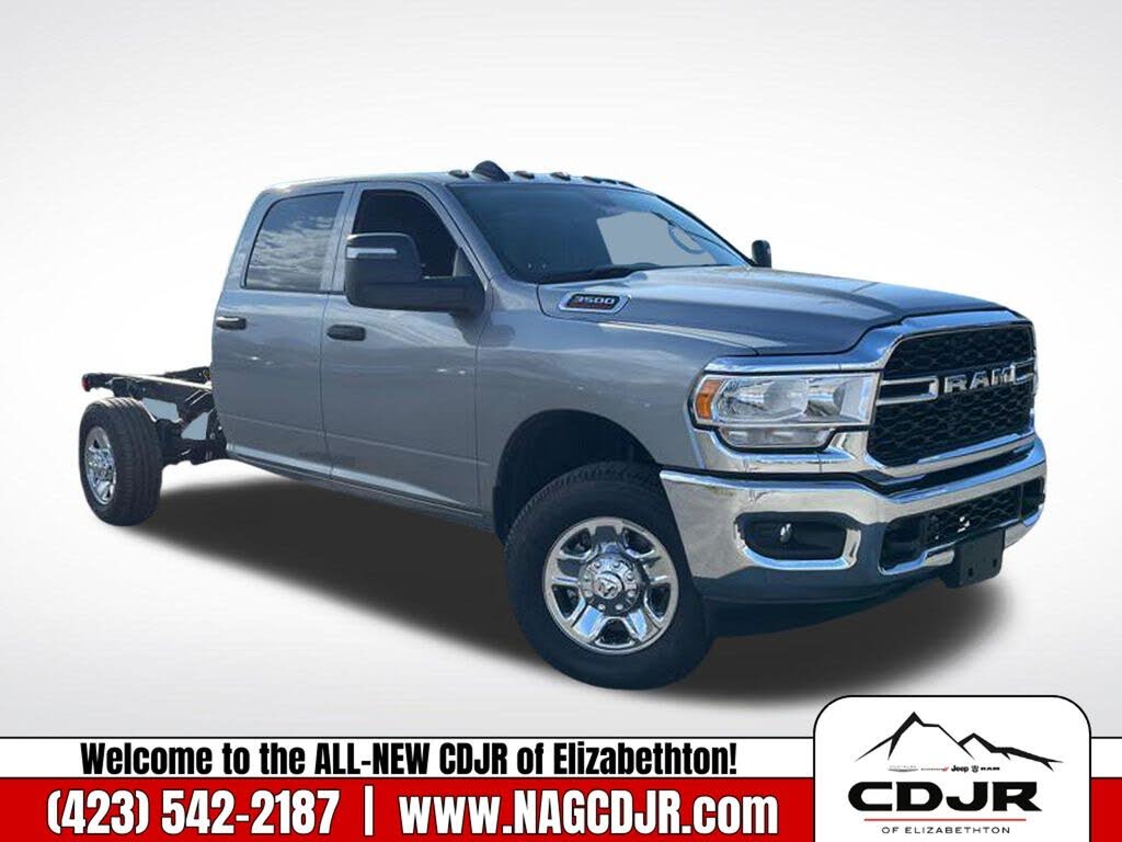2023 RAM 3500 Chassis Tradesman Crew Cab 10000 GVWR LB 4WD