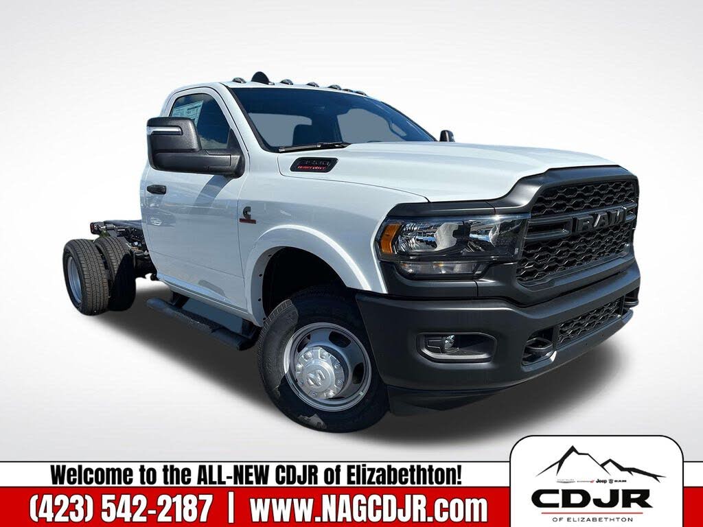 2024 RAM 3500 Chassis Tradesman Regular Cab DRW 4WD