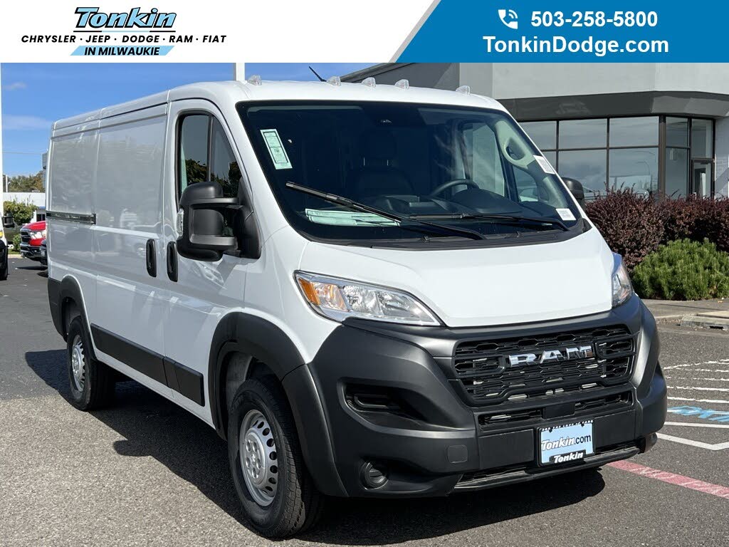 2026 RAM ProMaster 1500 Tradesman 136 Low Roof Cargo Van FWD