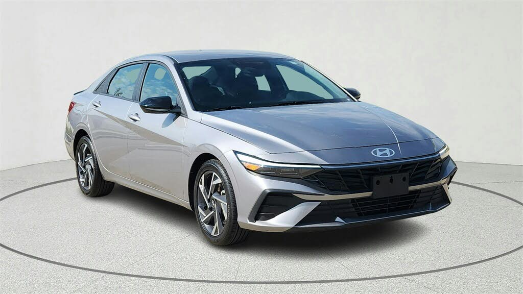 2025 Hyundai Elantra SEL Sport FWD