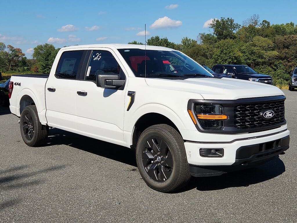 2025 Ford F-150 STX 4dr SuperCrew 4WD