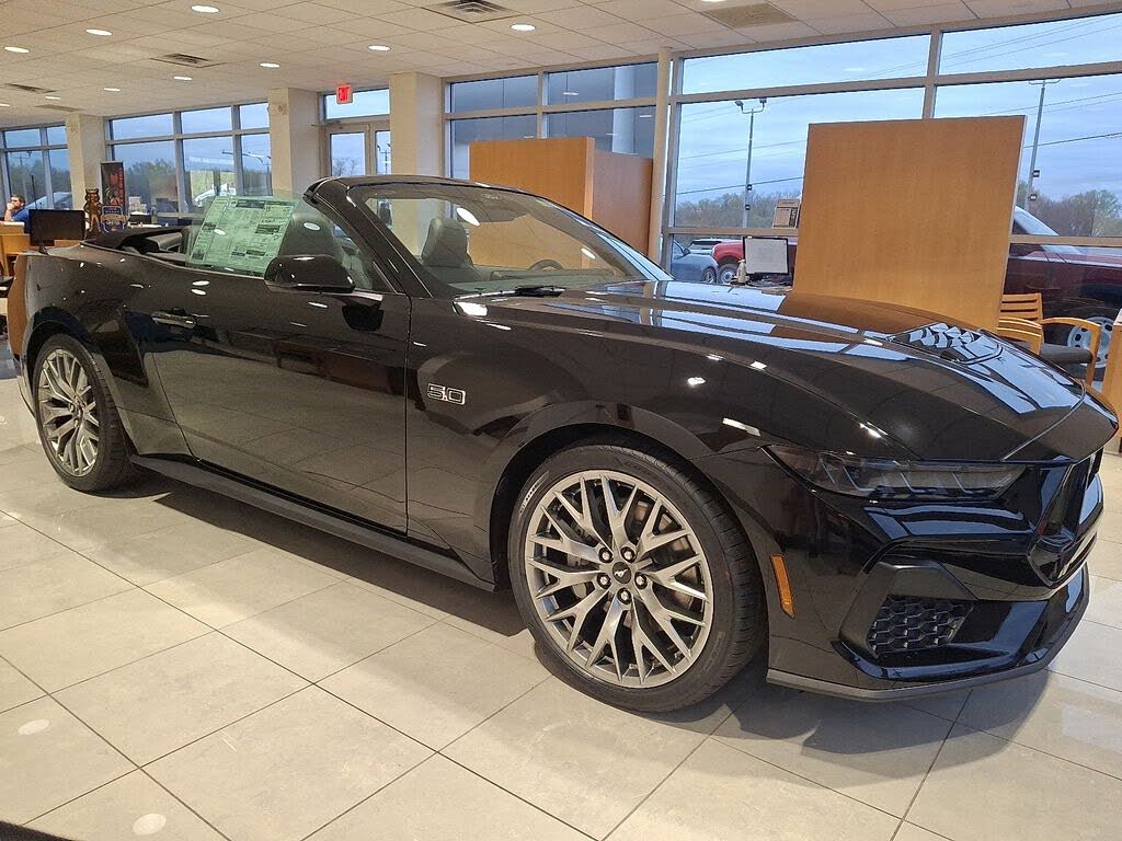 2025 Ford Mustang GT Premium Convertible RWD