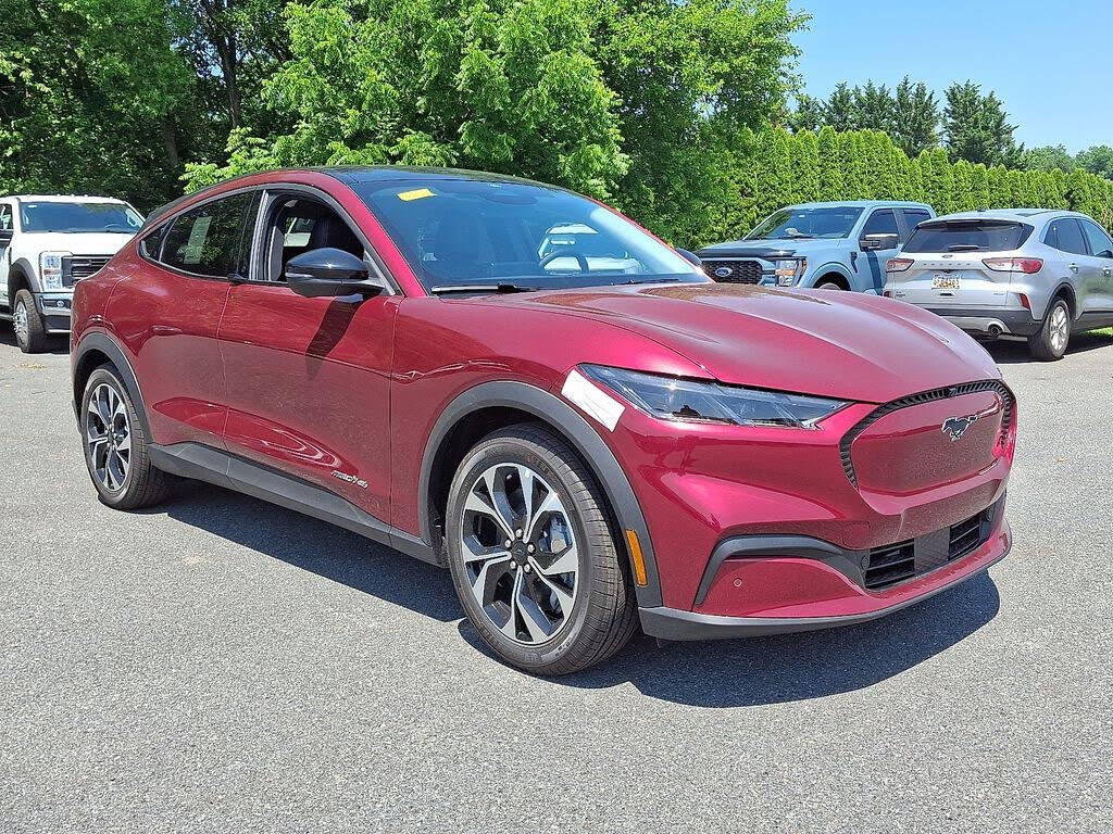 2025 Ford Mustang Mach-E Select AWD