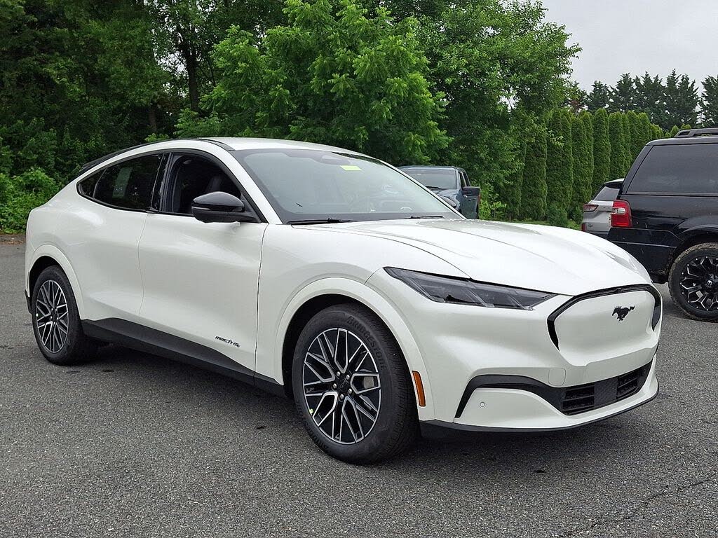 2025 Ford Mustang Mach-E Premium AWD
