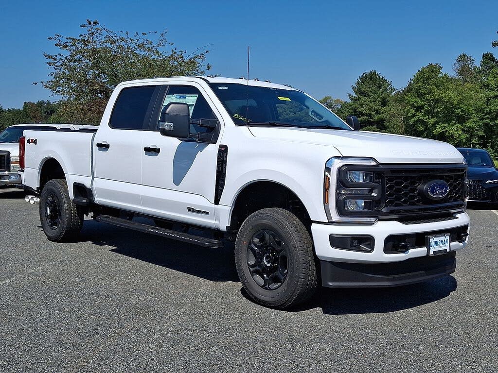 2026 Ford F-350 Super Duty XL Crew Cab 4WD