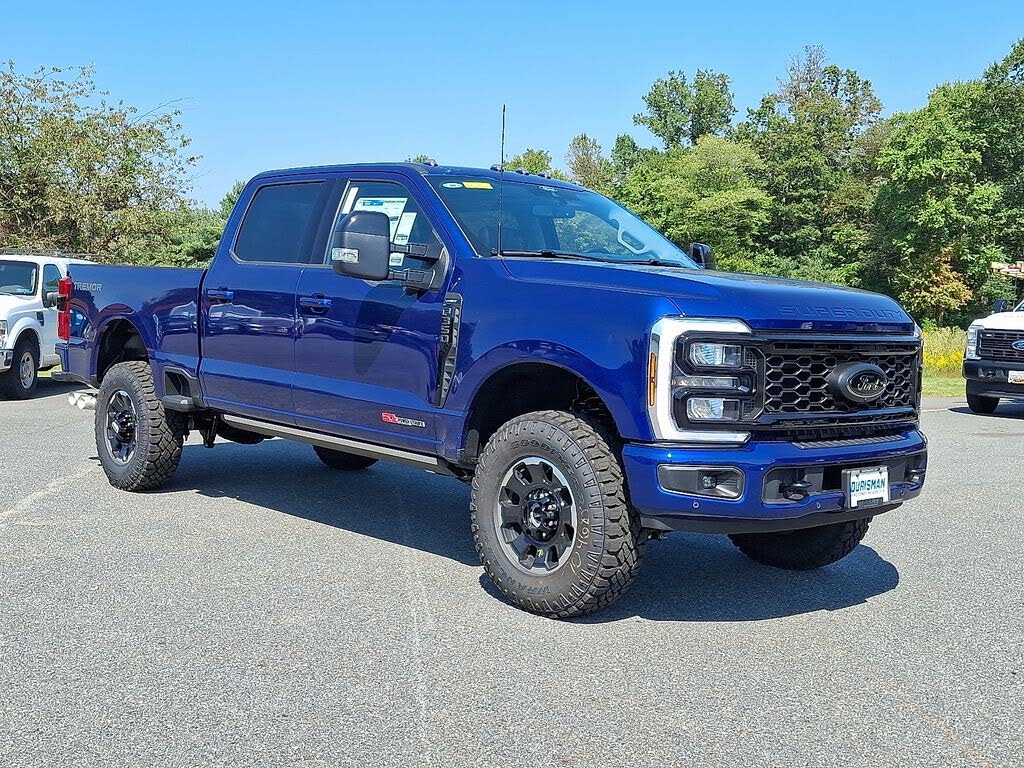 2026 Ford F-350 Super Duty Lariat Crew Cab 4WD