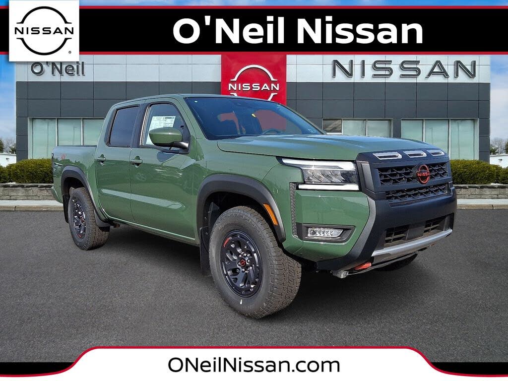 2025 Nissan Frontier PRO-4X Crew Cab 4WD
