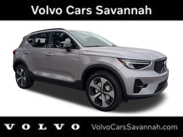2026 Volvo XC40 B4 Plus FWD