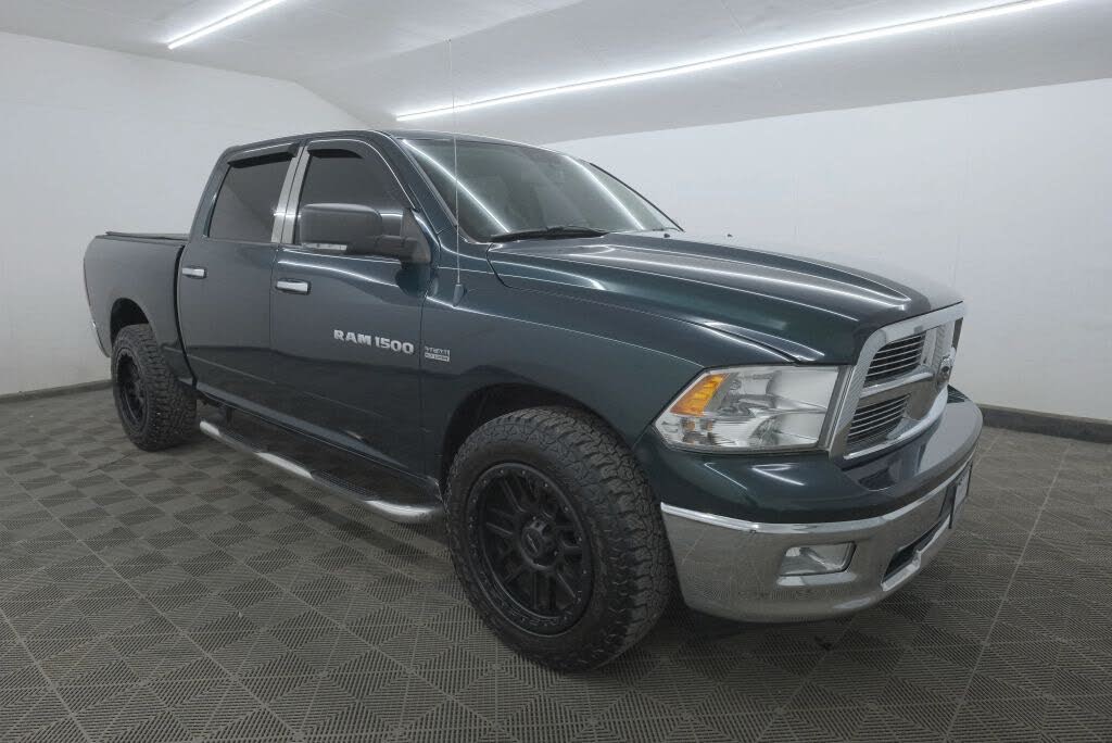 2011 RAM 1500 SLT Crew Cab 4WD