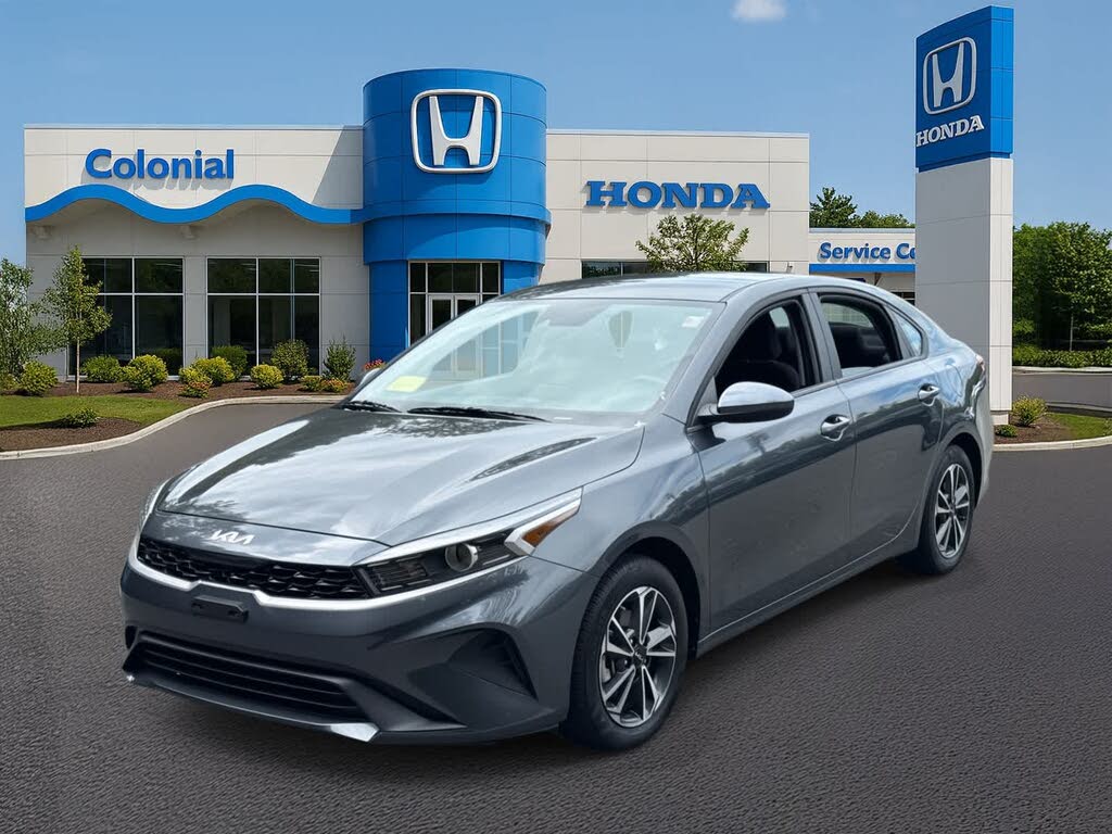 2024 Kia Forte LXS FWD