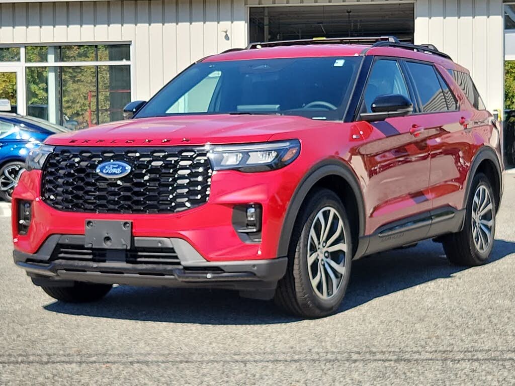 2025 Ford Explorer ST-Line RWD