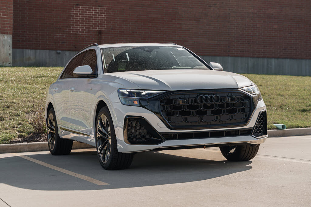 2026 Audi Q8 quattro Premium Plus 55 TFSI
