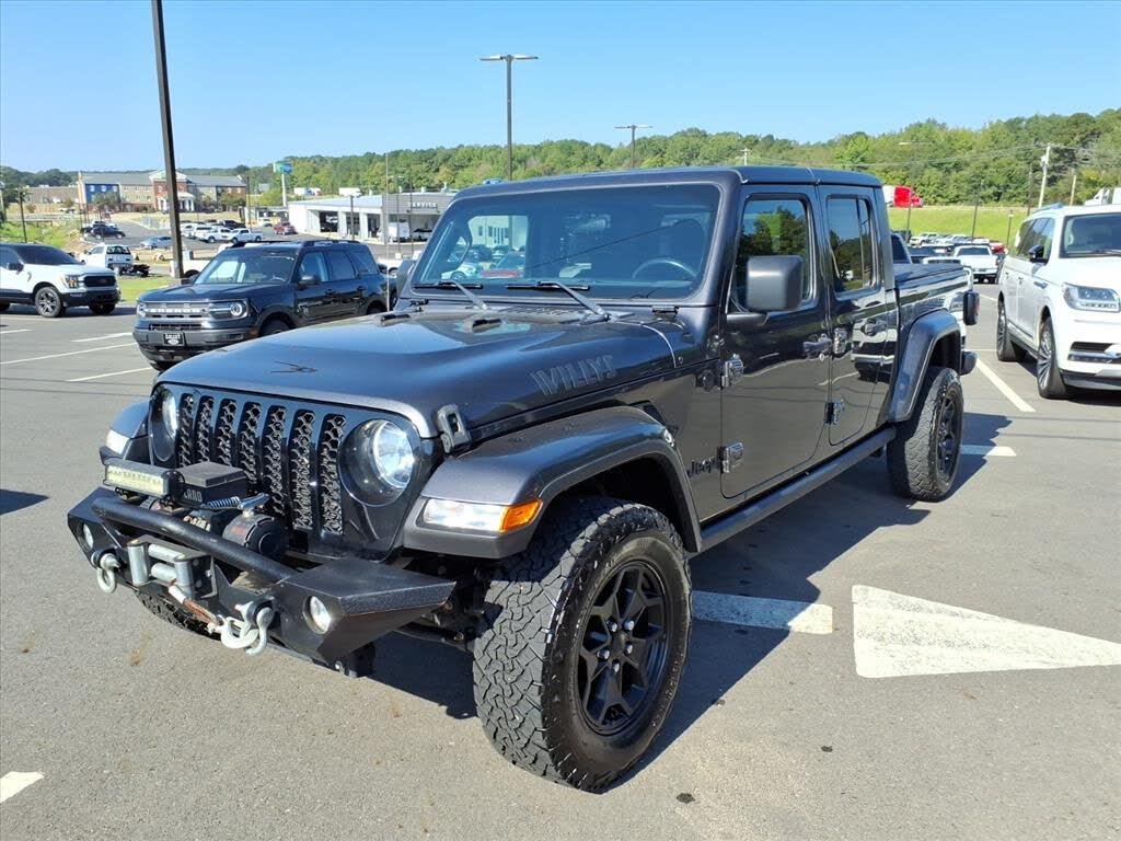 2021 Jeep Gladiator Willys Crew Cab 4WD