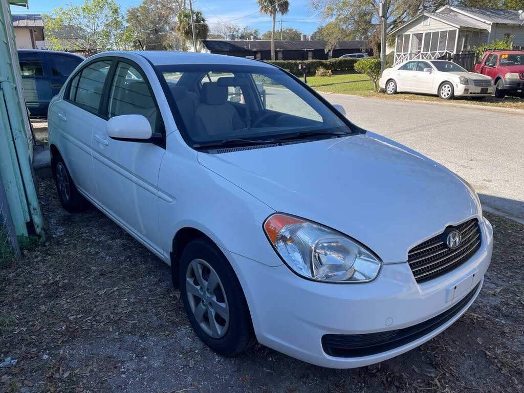 2010 Hyundai Accent GLS Sedan FWD