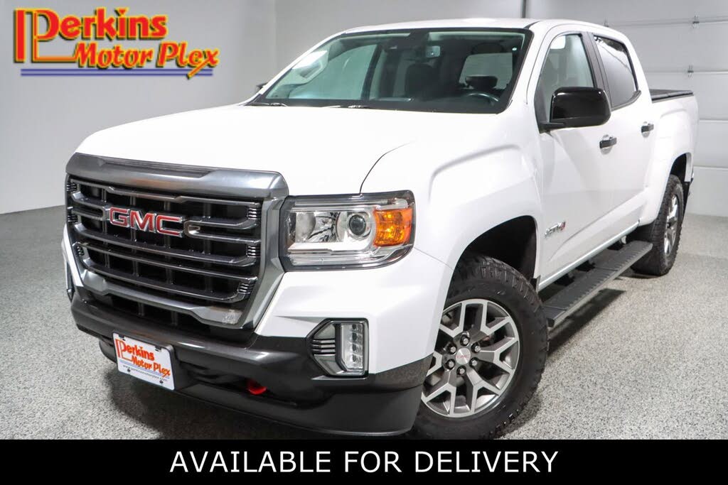 2021 GMC Canyon AT4 Crew Cab 4WD with Cloth
