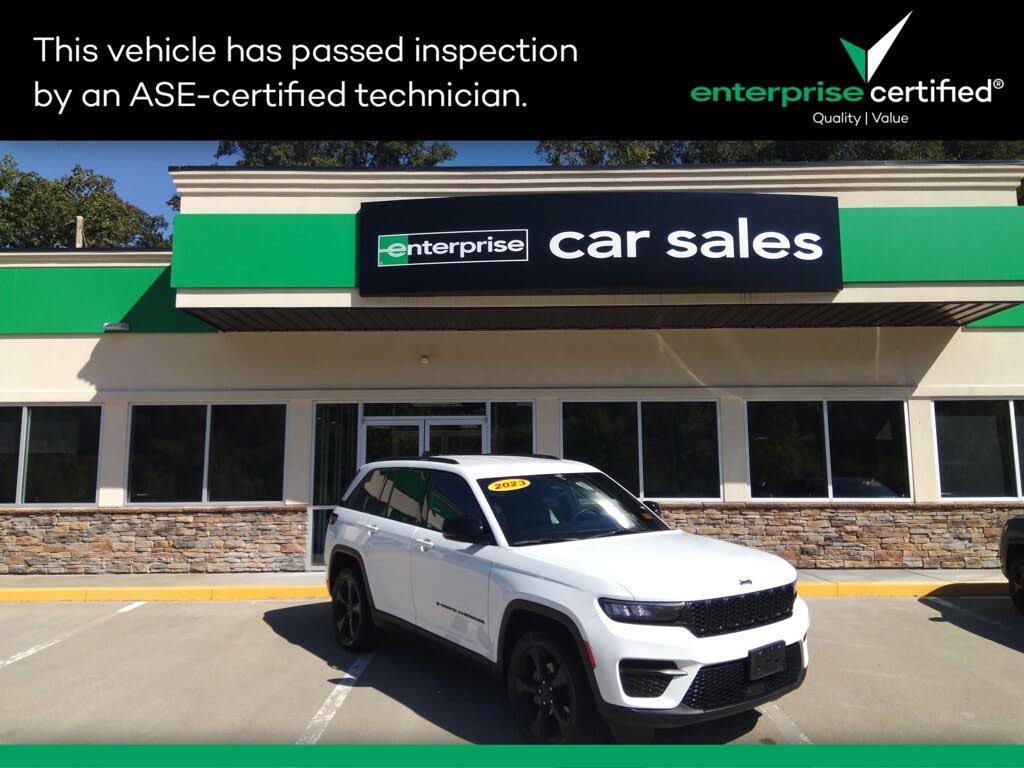 2023 Jeep Grand Cherokee Altitude 4WD