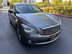 INFINITI M37 RWD