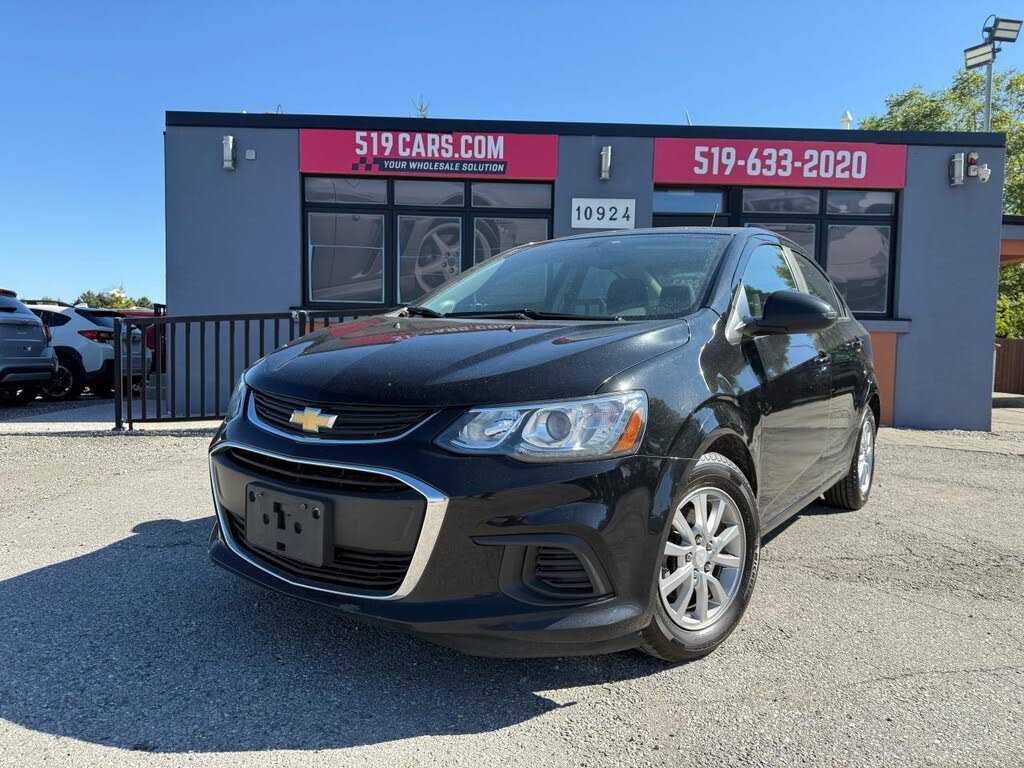 2018 Chevrolet Sonic LT Sedan FWD