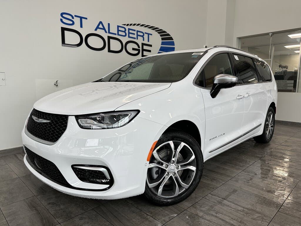 2025 Chrysler Pacifica Pinnacle AWD