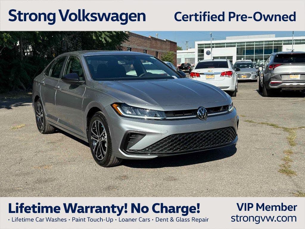 2025 Volkswagen Jetta Sport FWD