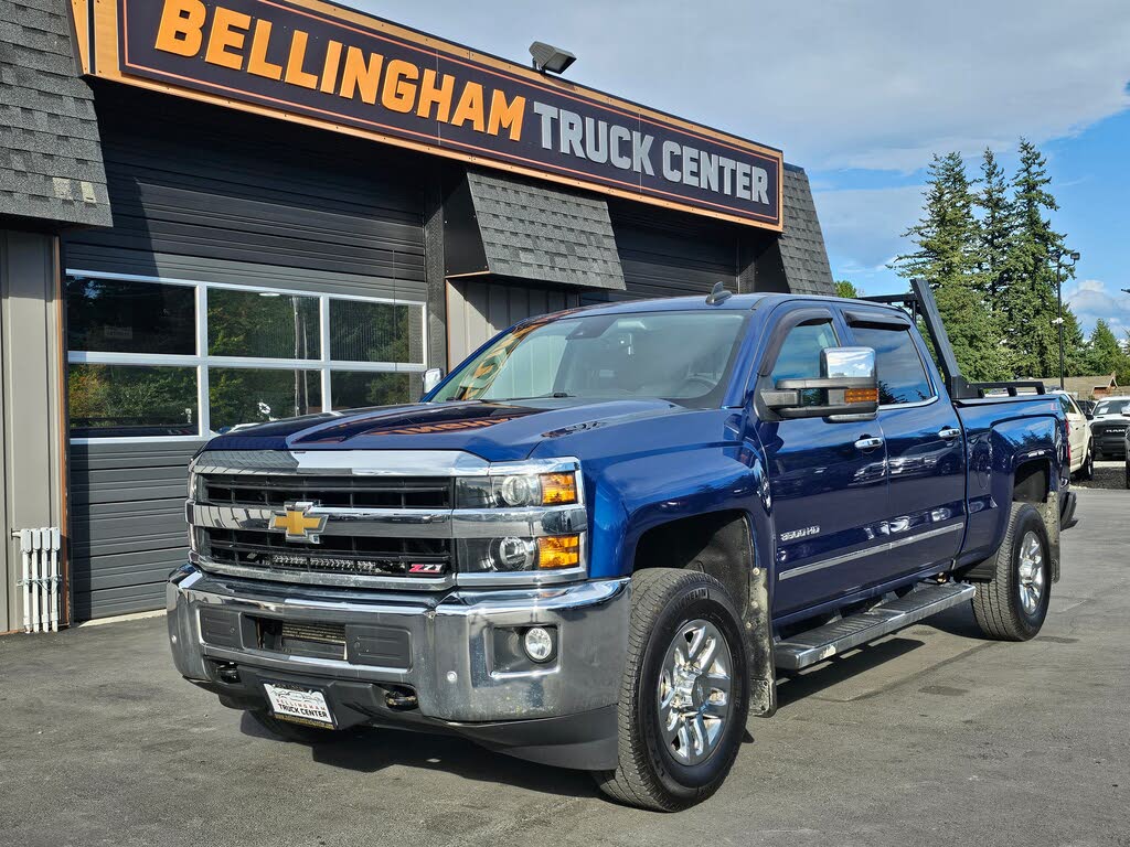 2018 Chevrolet Silverado 3500HD LTZ Crew Cab 4WD