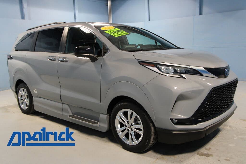 2023 Toyota Sienna XSE 7-Passenger AWD