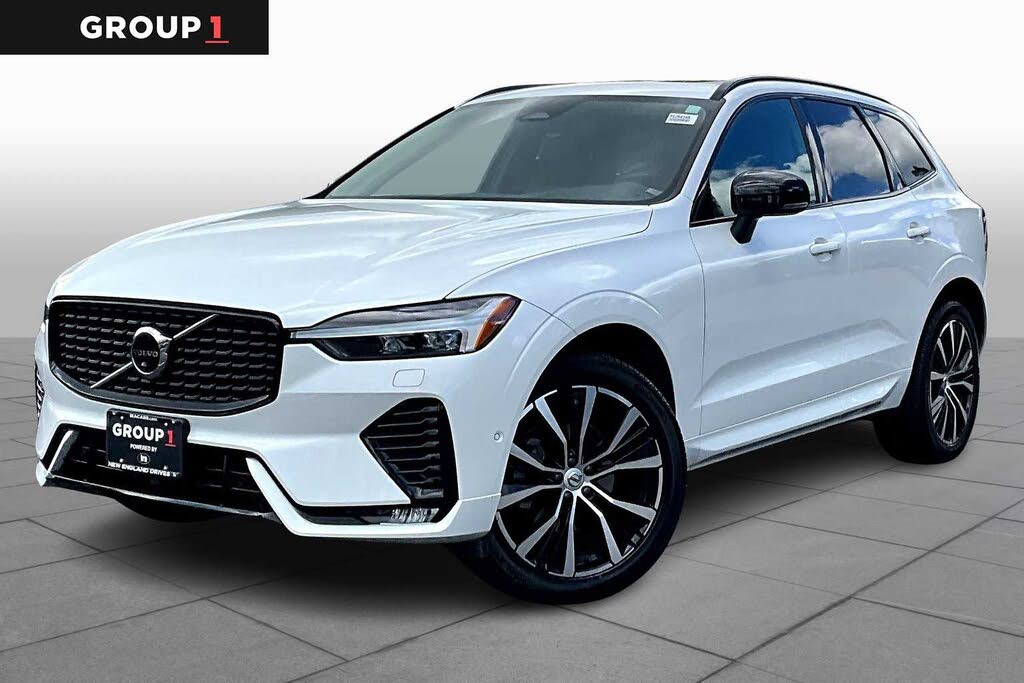 2023 Volvo XC60 B5 Plus Dark Theme AWD