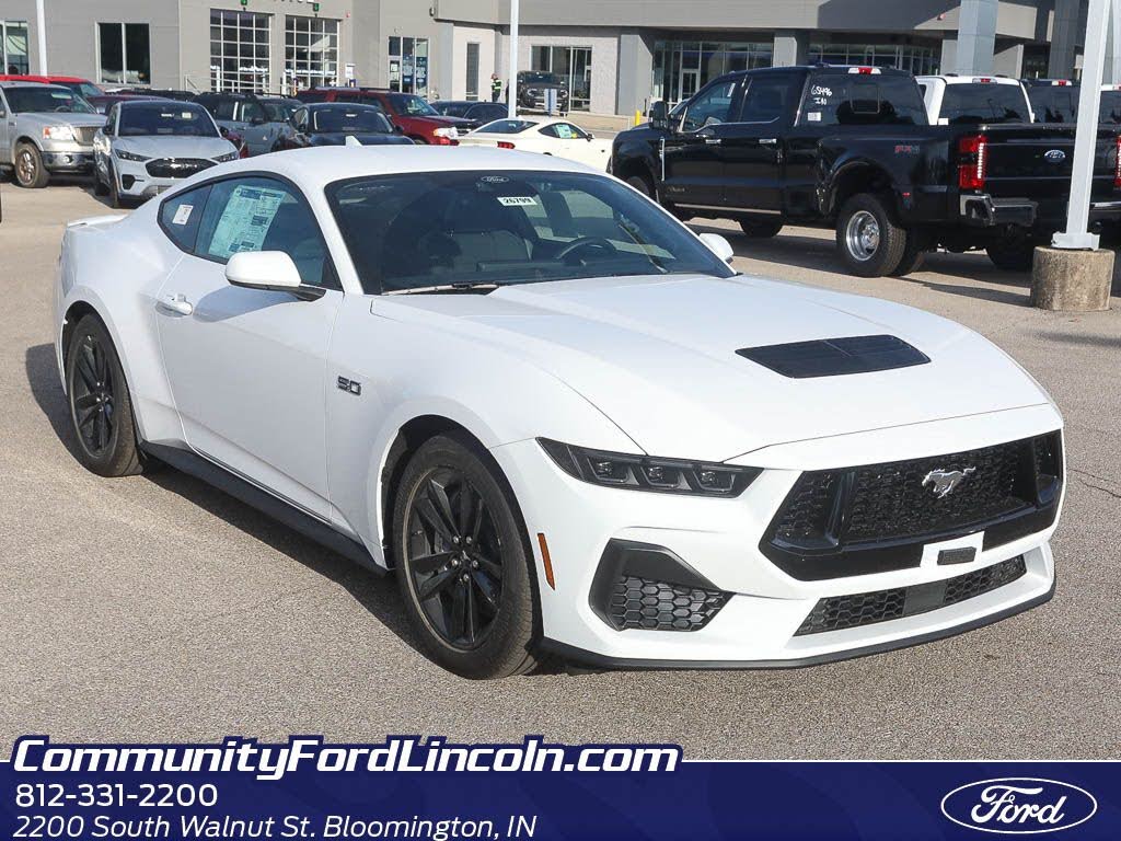 2025 Ford Mustang GT Fastback RWD