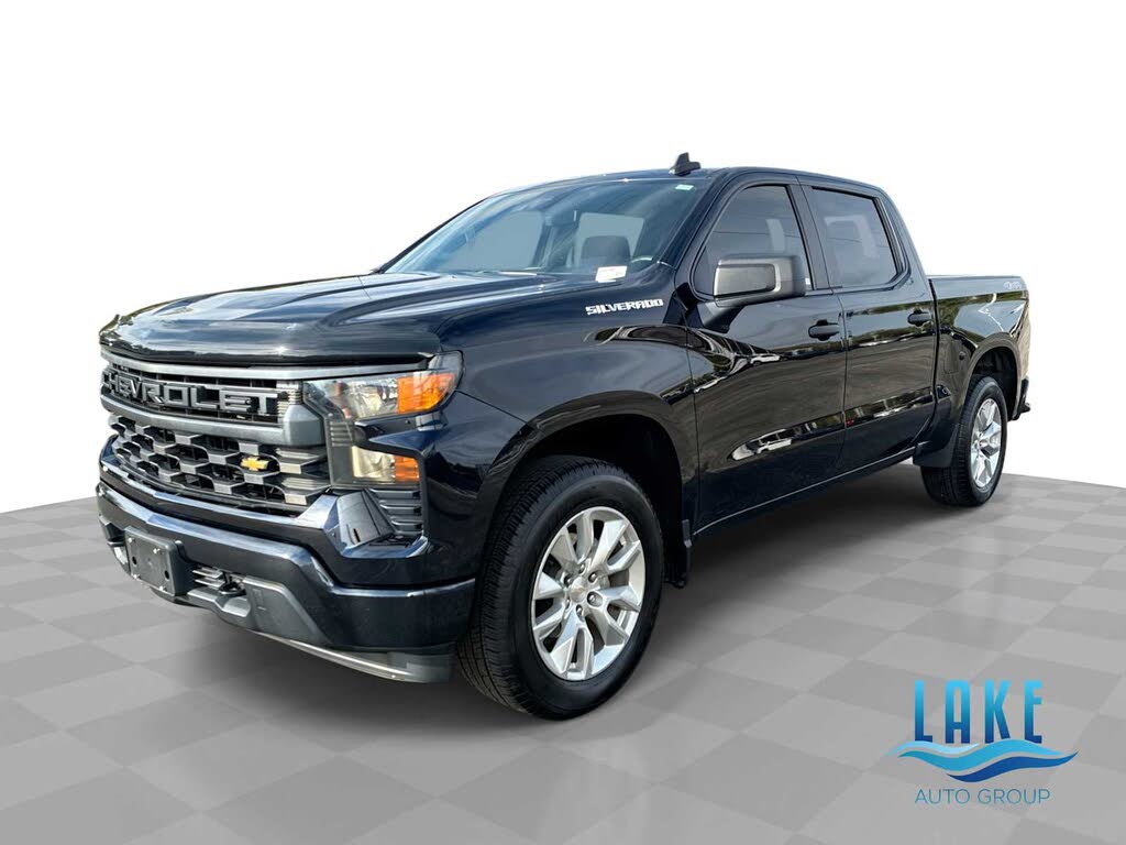 2022 Chevrolet Silverado 1500 Custom Crew Cab 4WD